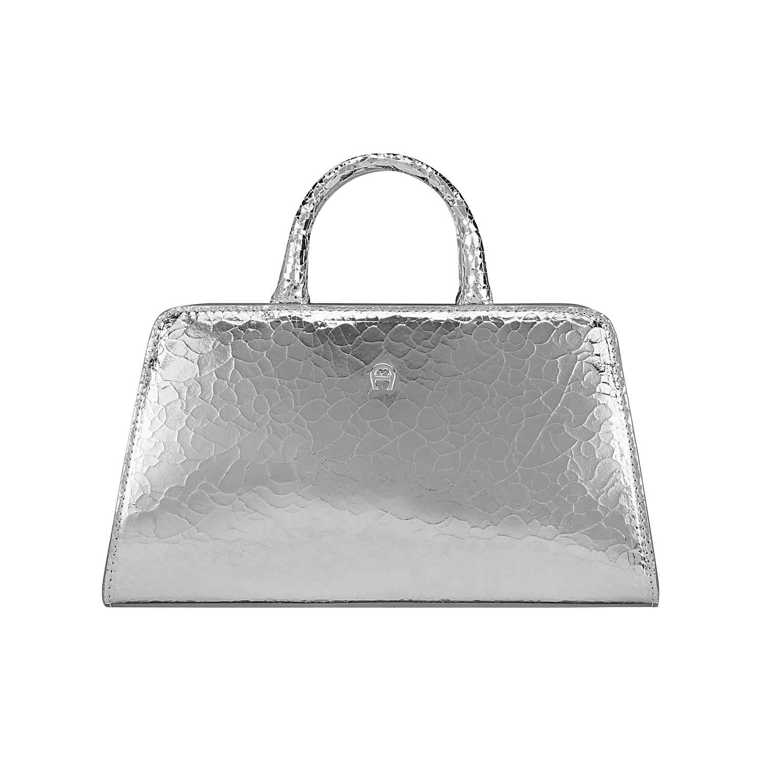 M&aacute;rka Aigner9