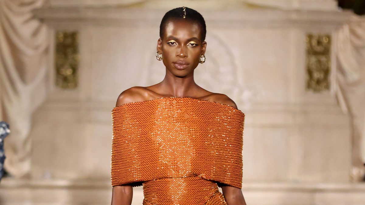 Christian Siriano egy Dune-ból származó kollekcióval