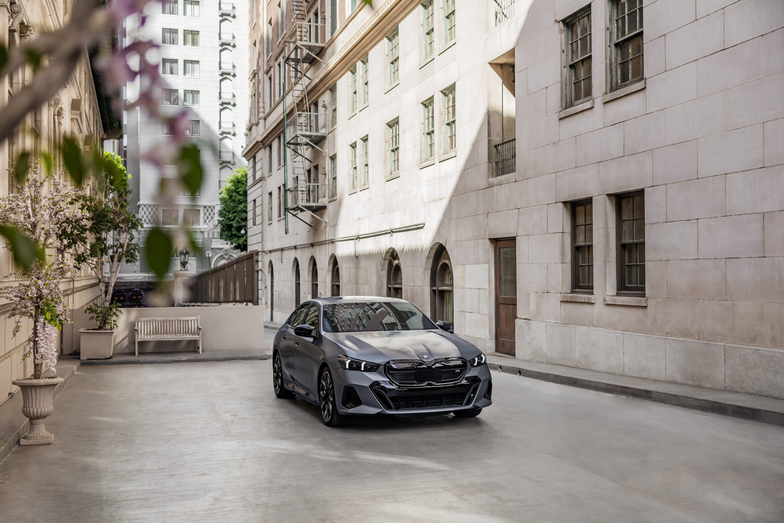 Christopher Walken hirdet&eacute;s a BMW &eacute;s a sk&aacute;l&aacute;zott