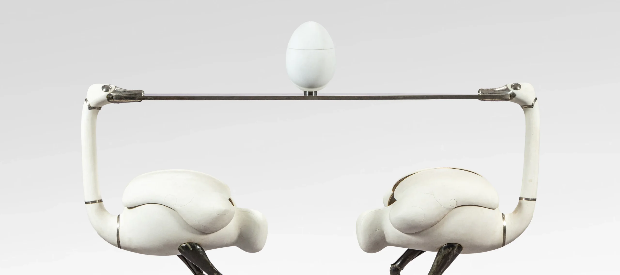 Design a Sotheby's-n&eacute;l