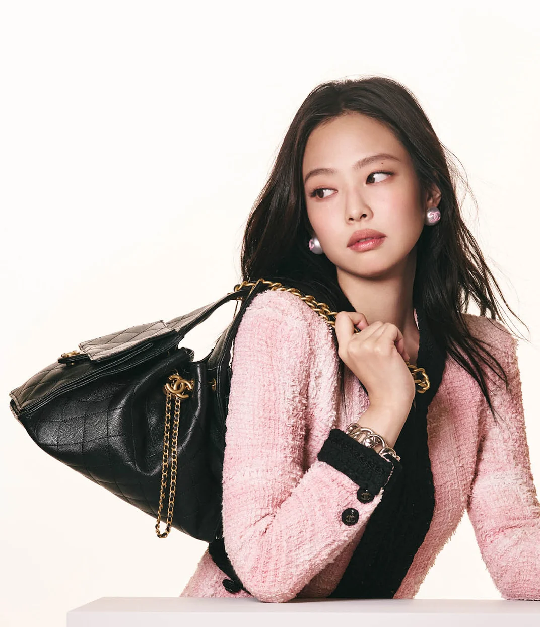 Dua Lipa és Jennie Chanel kampánya 25