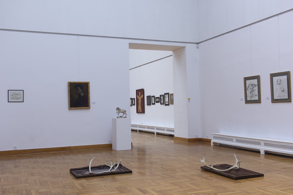 Rendbont&oacute; palota. Franciszek Starowieyski ism&eacute;t Krakk&oacute;ban - ki&aacute;ll&iacute;t&aacute;si dokument&aacute;ci&oacute;