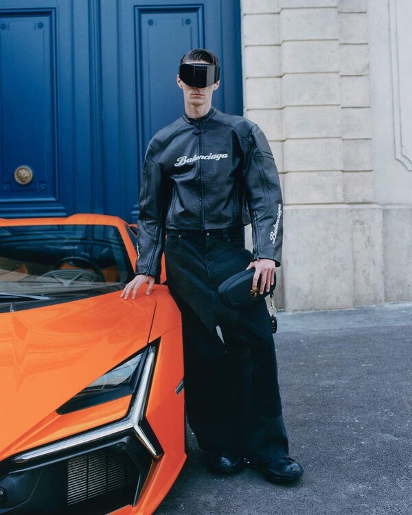 Balenciaga Lamborghini kamp&aacute;ny1