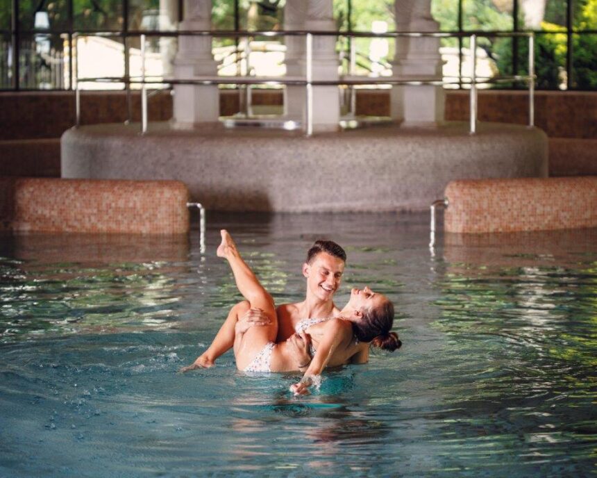 Klórmentes Manor House Spa úszómedence