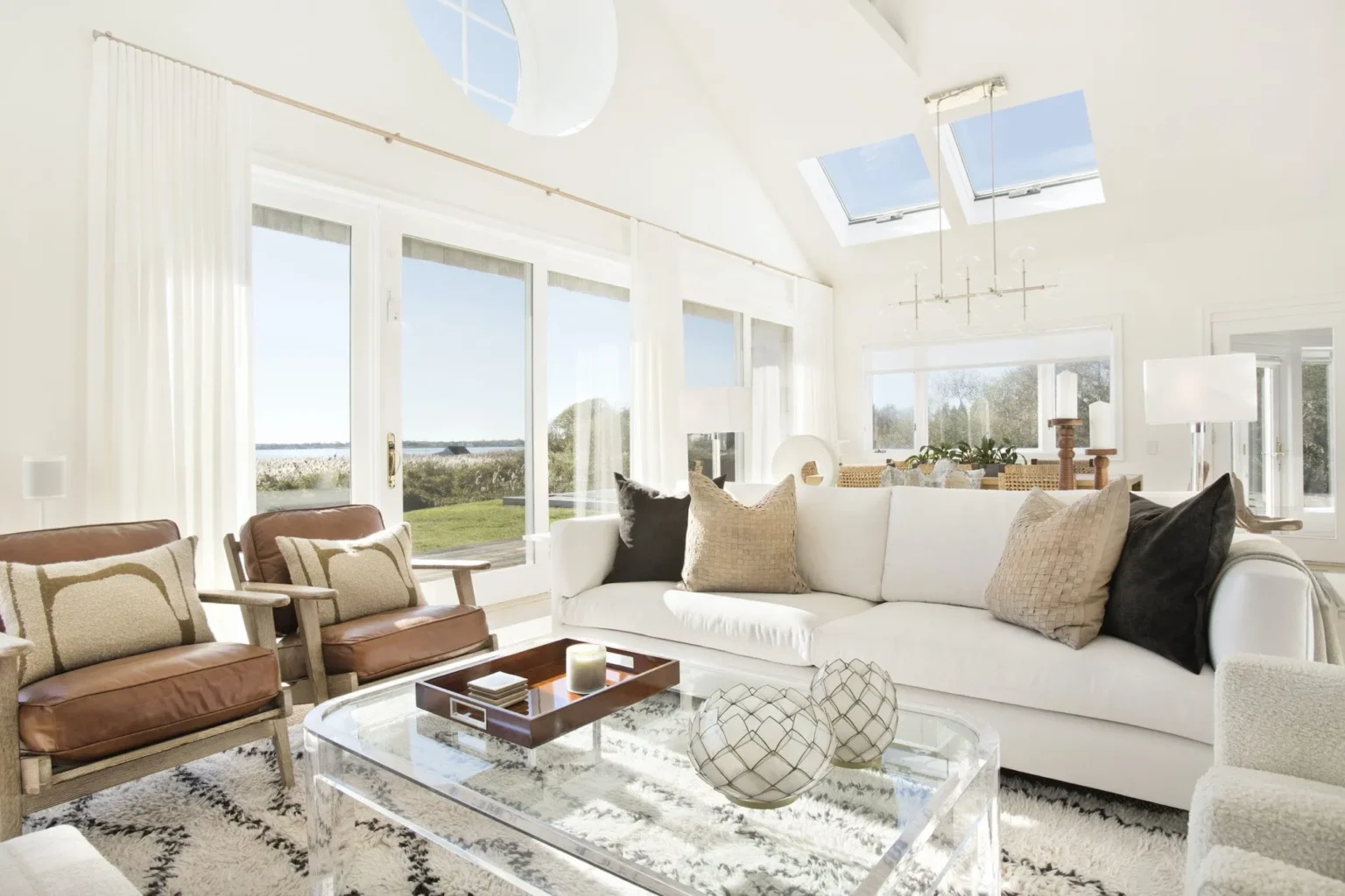 Lakberendezés Trendy bútorok 2025