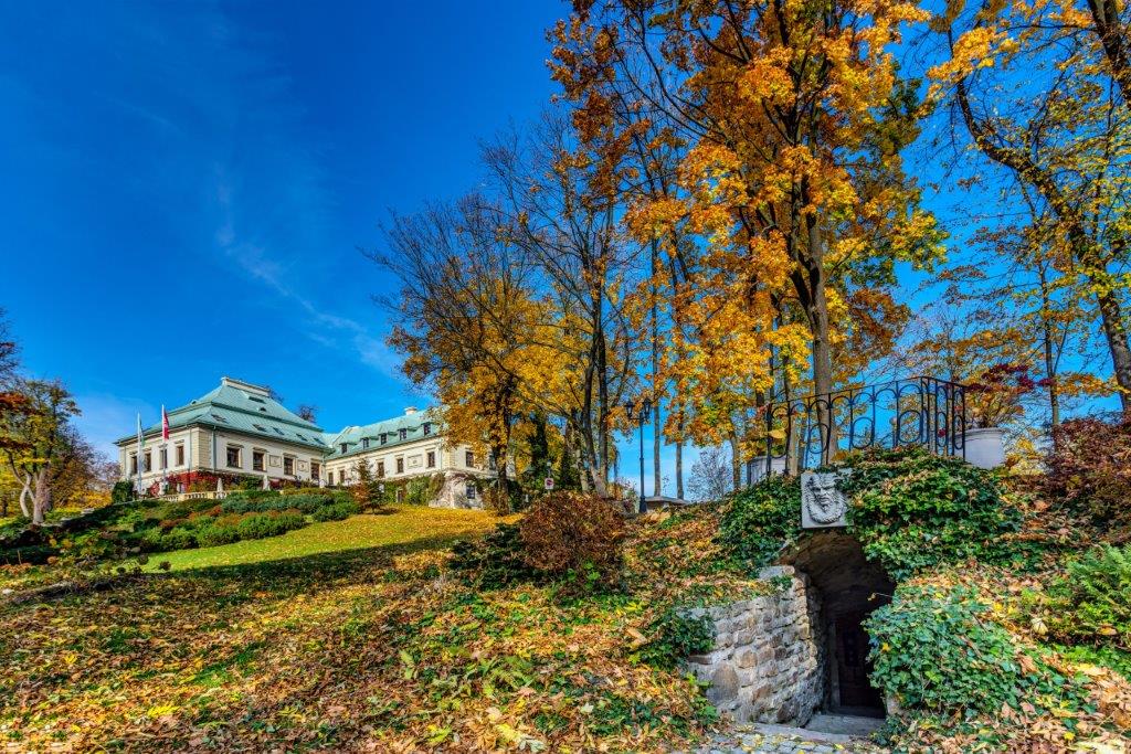 Odrowąż palota ősszel