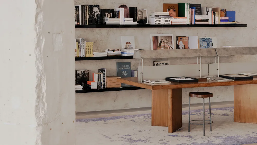 Saint Laurent Babylone egy &uacute;j hely P&aacute;rizs t&eacute;rk&eacute;p&eacute;n