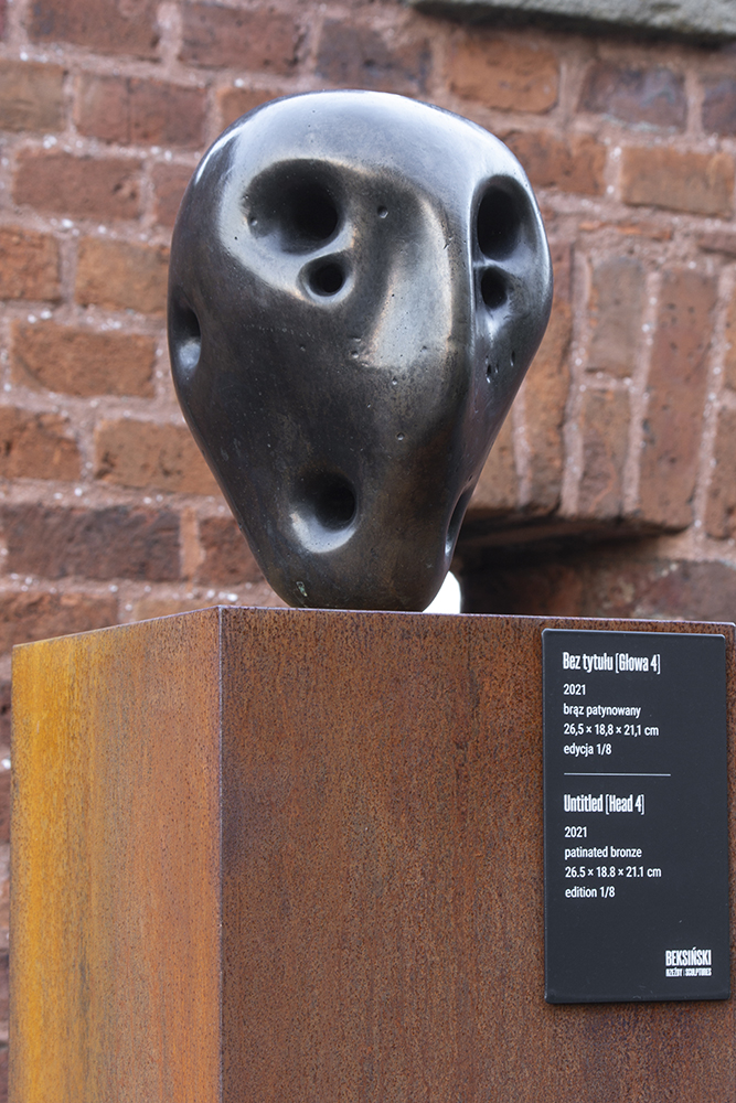 Beksinski.Twilight szobrok36kicsi