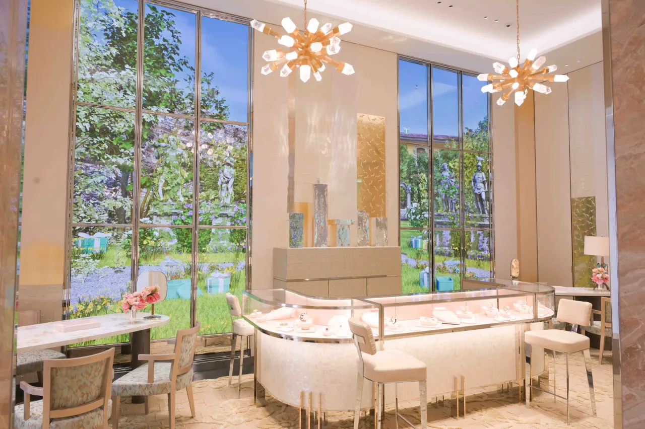 Tiffany butik Mil&aacute;n&oacute;ban