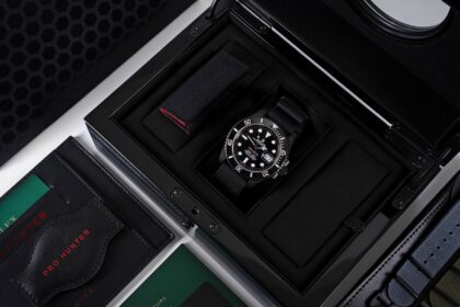 Rolex Pro Hunter Submariner 126610ln Fekete Legenda Új Kiadásban