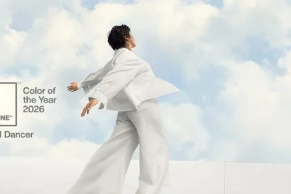 251205 Pantone Ev Ev Szine Magazin Big