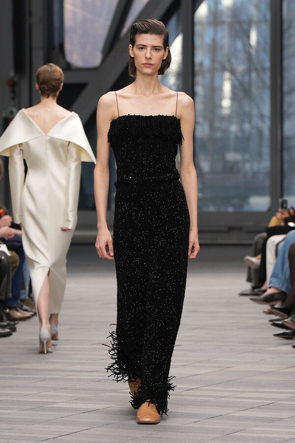 Calvin Klein M&iacute;tosz &eacute;s jelen k&ouml;z&ouml;tt6