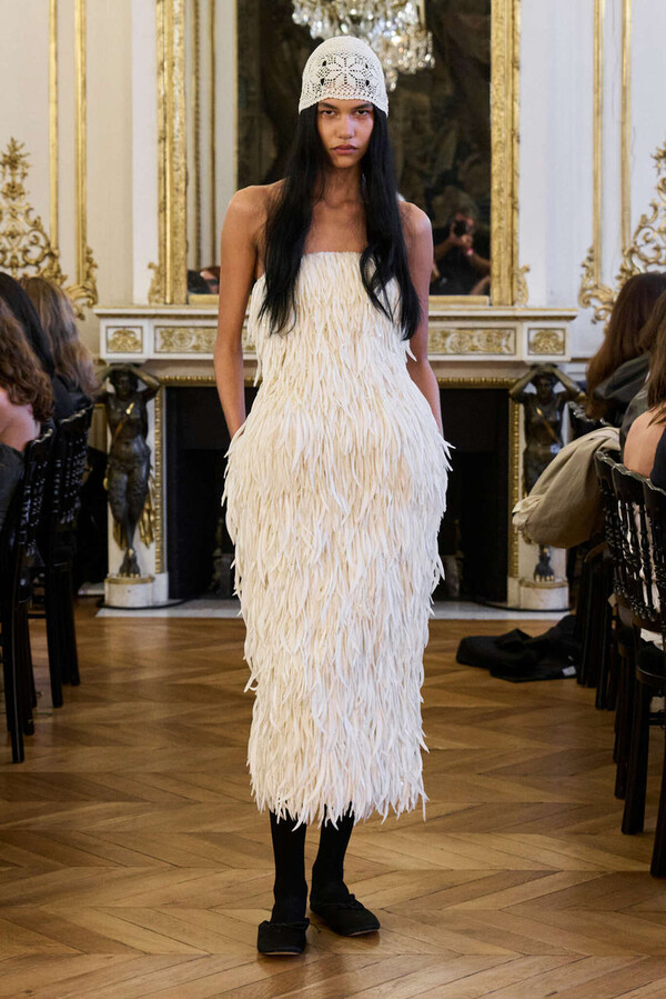 T&eacute;l Magda Butrym6