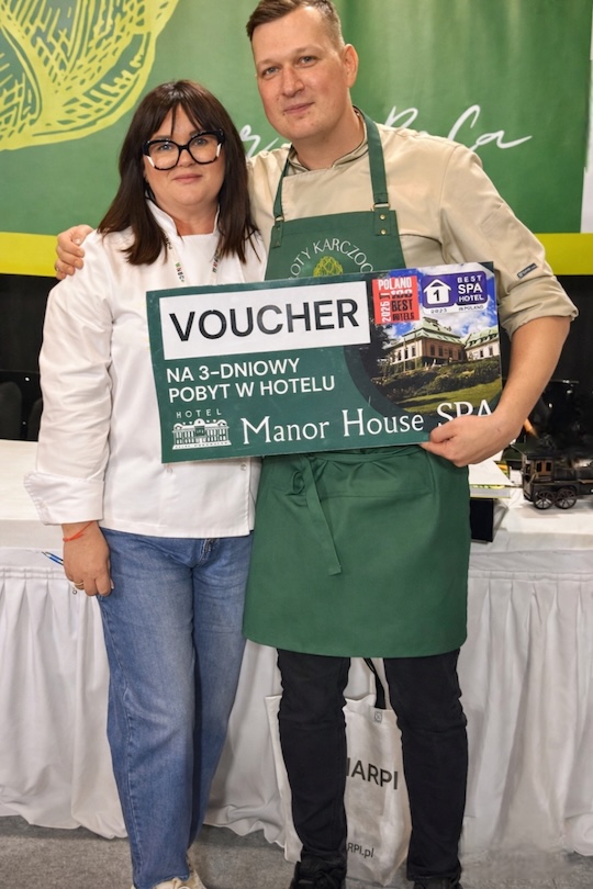 K&uuml;l&ouml;nd&iacute;j az Arany Artics&oacute;ka Versenyen